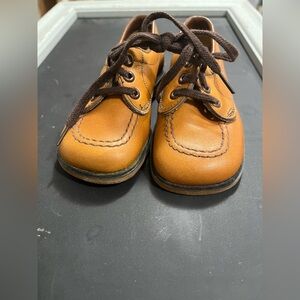Vintage Kids Leather Lace-Up Shoes in Tan